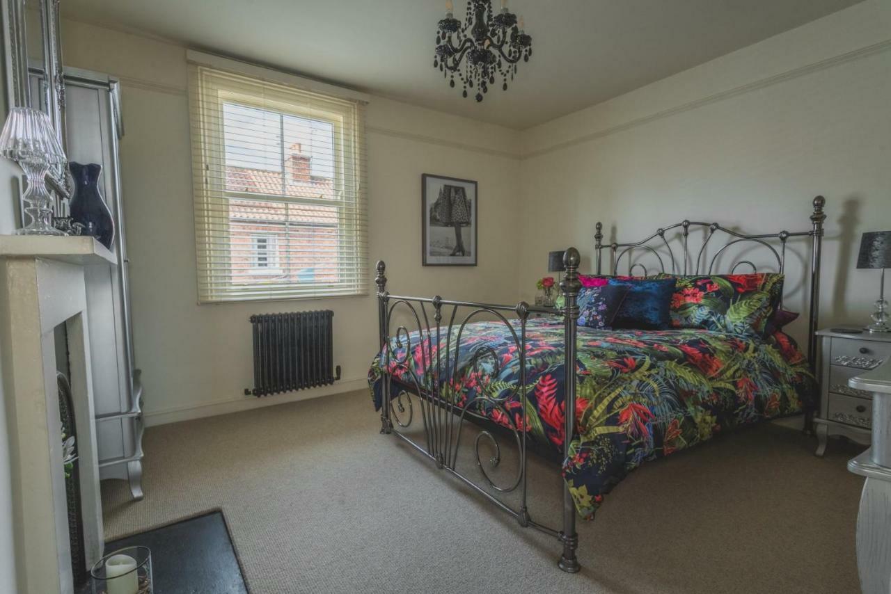 40 Kirkgate Villa Тирск Екстериор снимка